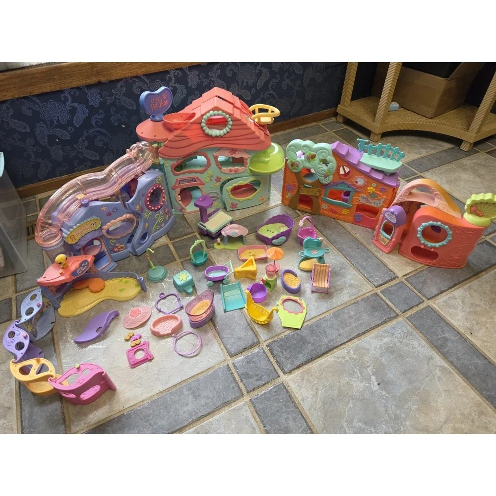 Lps Lot, Includes Houses,accessories